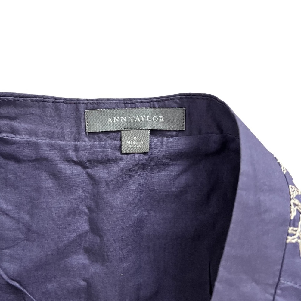 Ann Taylor Skirt with Embroidery Size 8 - Picture 7 of 8